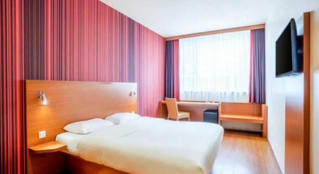 Двухместный номер Comfort Leonardo Hotel Salzburg City Center