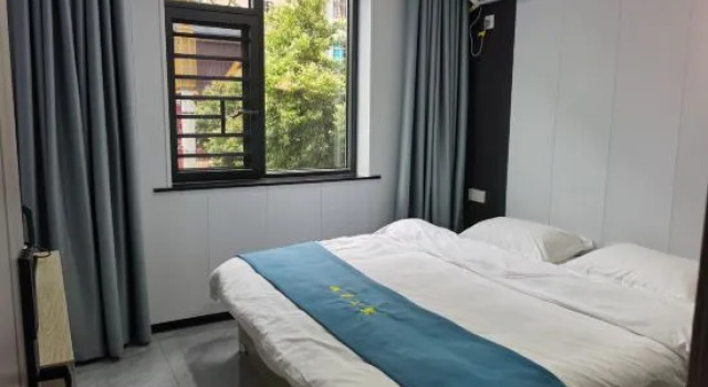 Люкс Business Tongzi Yuefeng Hotel