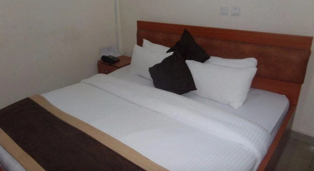 Ralmeton Hotel, Book Hotel Kado AbujaMun