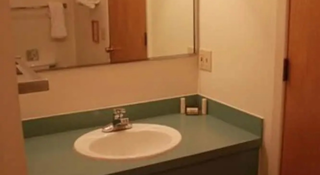 Четырёхместный номер Superior с балконом и с видом на океан Ocean Shores Hotel