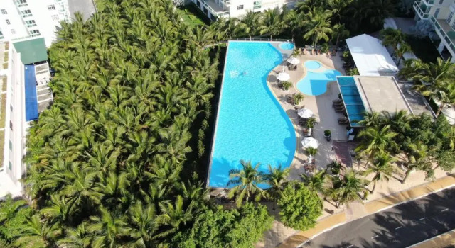 Апартаменты Amazing modern Studio Apartment with full furnishing & private beach