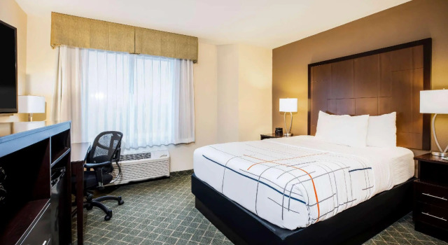 Двухместный номер Standard La Quinta by Wyndham Portland Airport