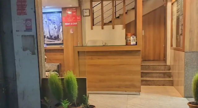 Hotel Palkhi