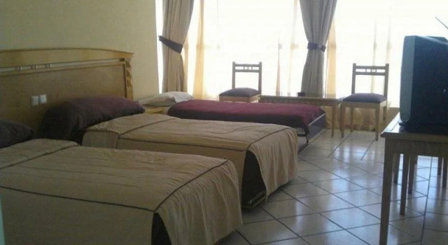 Hôtel lhamra, Забронировать Отель Отели Агадира с парковкой, рядом с House of Activities Association Club, Парковка