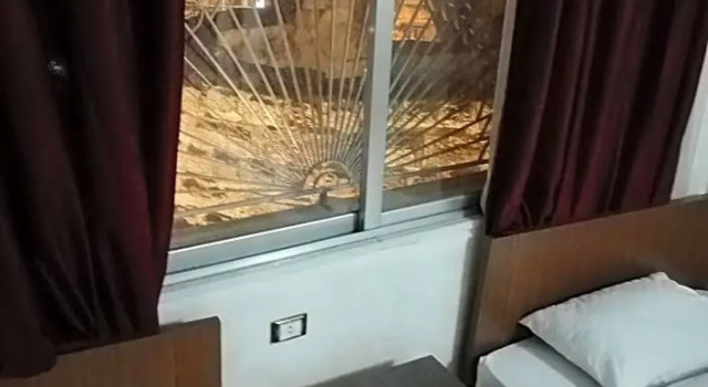 Полулюкс Al-Houriat Hotel