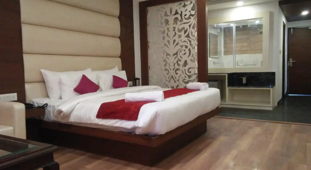 Люкс AHR Radha Residency Resort