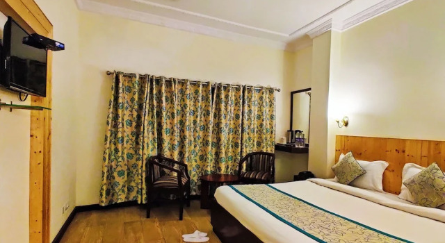 Номер Executive Royal Jardin Whistling Pines Resort