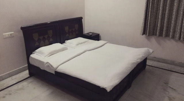 OYO 14605 Kothaguda, Rezerwuj Hotel Kondapur 