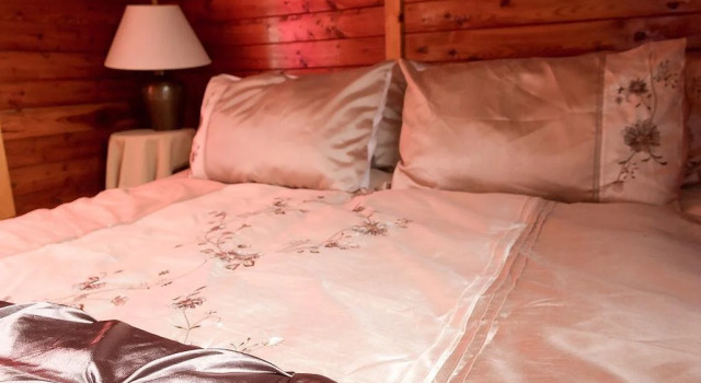 The Hideaway, Rezerwuj Hotel Hotele w Central Bohemia z parkingiem, Parking