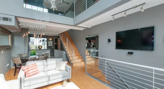 Beautiful 2br/2.5ba Apt in Little Italy by Domio