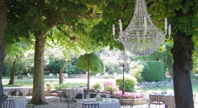 Люкс Hotel Restaurant Chavant