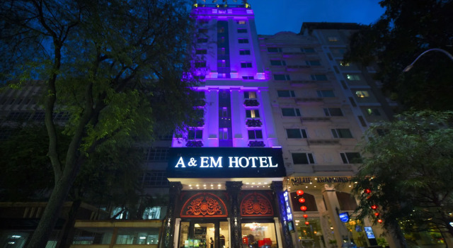 California Hotel Saigon, Забронировать Отель Отели Хошимина с завтраком, рядом с Музей города Хошимин, Завтраки