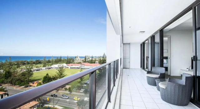 Апартаменты с 2 комнатами с видом на океан Ultra Broadbeach