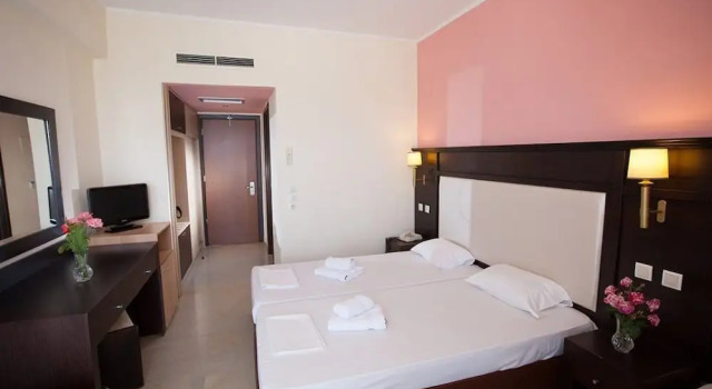 Трёхместный номер Standard Hotel Kanali