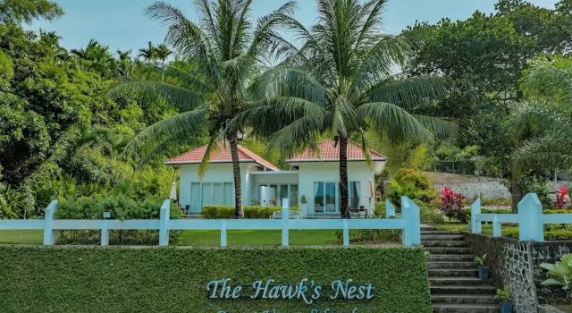 Бунгало Deluxe The Hawks Nest Resort