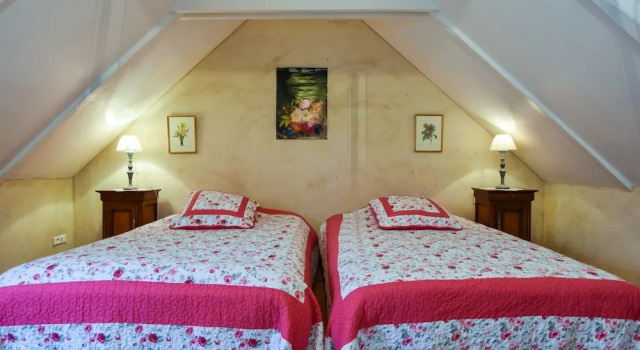 Breton Escape in Querrien