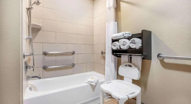 Номер Standard La Quinta by Wyndham Meridian / Boise West