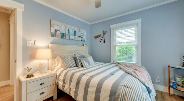 'commodore Bay Waterfront Home on Lake Norman!