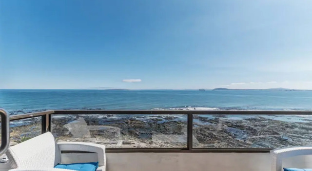 Secure One Bed Uninterrupted Ocean Views, Забронировать Апартаменты/квартира Апартаменты Кейптауна, рядом с Конференц-центр Avenue, Апартаменты/квартира