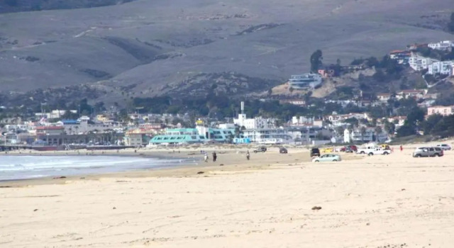 Oceano: Short walk to beach, 4 br, 2 bath, private house! Across street from park & pond, Rezerwuj Hotel Oceano Pismo Beach and Vicinity