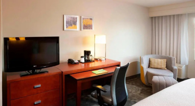 Двухместный номер Standard с видом на внутренний двор Courtyard by Marriott Brownsville