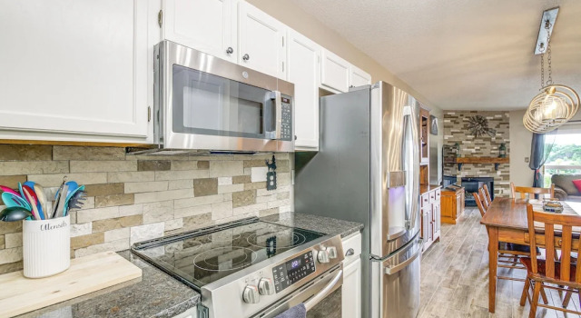 Апартаменты с 2 комнатами с балконом 3 Mi to Dollywood: Pigeon Forge Condo w/ Pools!