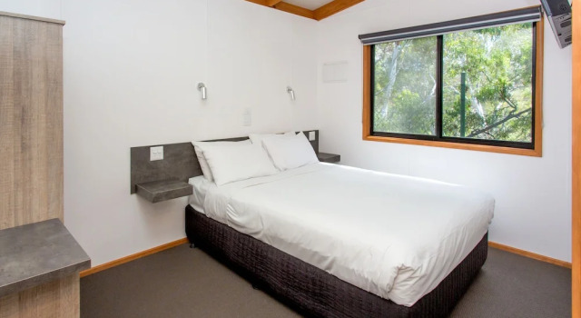 Семейный номер Standard с 2 комнатами с балконом BIG4 Melbourne Holiday Park