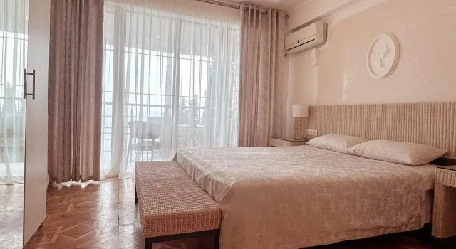 Milana, Alyona, Varvara, Elena, Rezervovat Hotel  