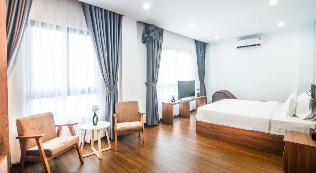 Grand Lee Hotel, Забронировать Отель Отели Куан-Бинь-Тхань с парковкой, Парковка