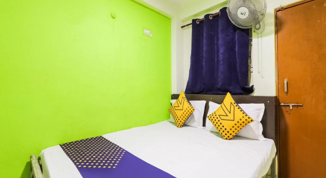 Spot On 37422 Kakul Stay Inn