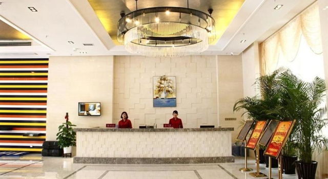 Himalaya Hotel (Shenzhen North Railway Station Tongcheng Center Branch)
