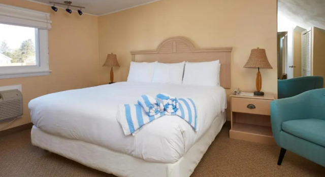 Люкс с 2 комнатами Breezeway Boutique Hotel