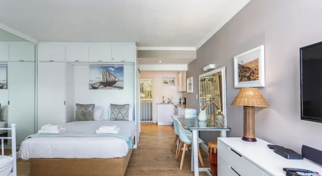 Апартаменты Deluxe First Beach 203 by Ctha