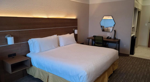 Номер Standard Holiday Inn Express & Suites Galveston West-Seawall by IHG