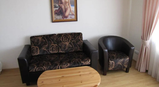 Villa Margit, Book Villa Võru 