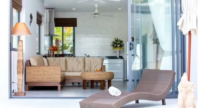 7 Bed Beautiful Beach Front Villa