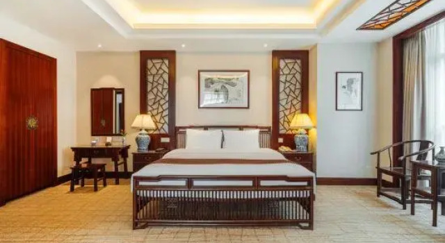 Люкс Deluxe Central International Shanghai
