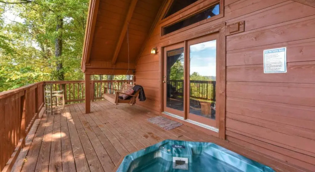 Коттедж Cute Studio Cabin Views Private Hot Tub Relax