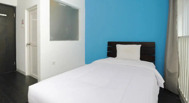Sky Inn Syariah Fatmawati 2 Jakarta, Забронировать Отель Джаандак Джакарта, рядом с Хаджи Нави