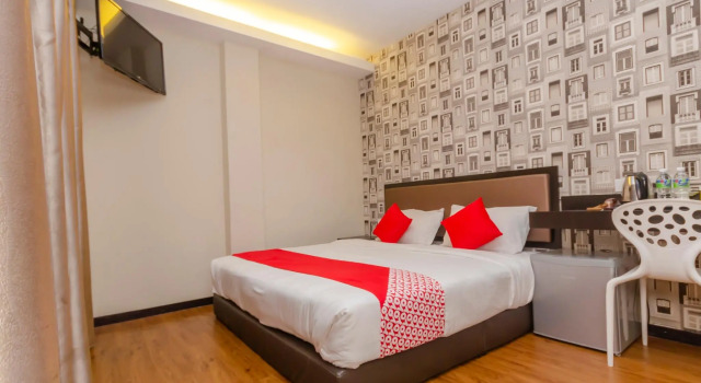 Lüks çift kişilik oda OYO 1214 Oro Hotel