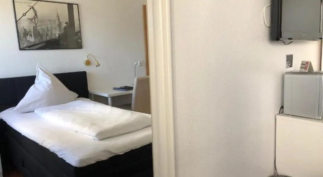 Одноместный номер Standard с балконом Hotel Alka
