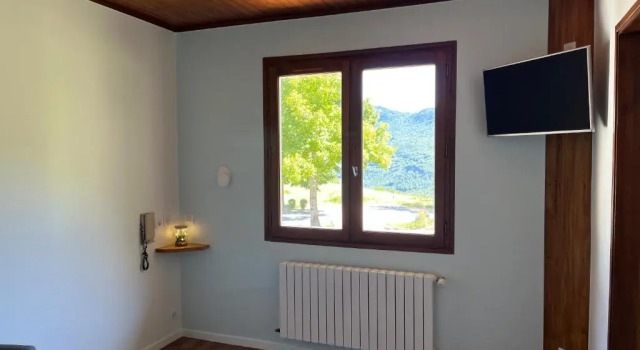 Студия LA SOURCE Jacquet depuis 1954 Hôtel et Studio