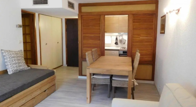 Appartement Chamonix-Mont-Blanc, 2 pièces, 5 personnes - FR-1-517-39, Prenota Appartamento Hotel a Alvernia con parcheggio, Parcheggio