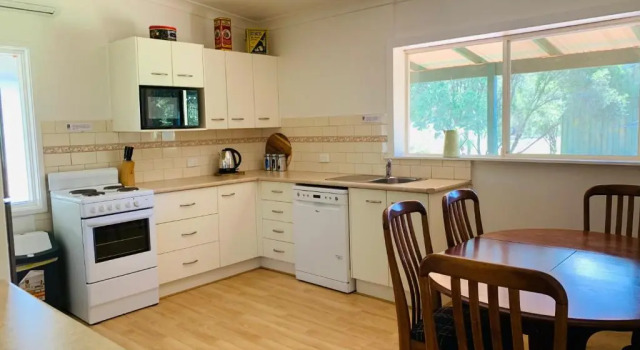 Коттедж с 3 комнатами Emmas Cottage Vineyard