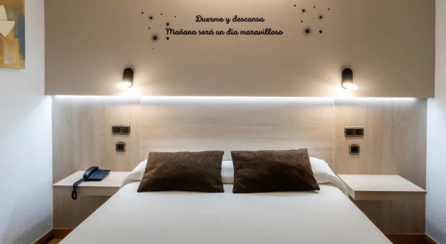 Двухместный номер Standard c 1 комнатой Hotel Mozárbez Salamanca