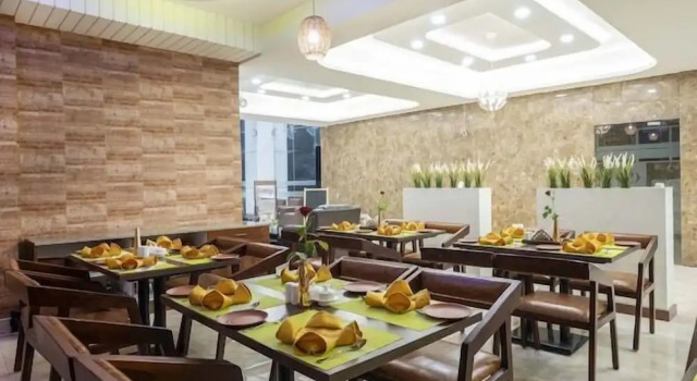 iROOMZ Hotel Rainbow Bliss, Varaa Hotelli Hyderabad 