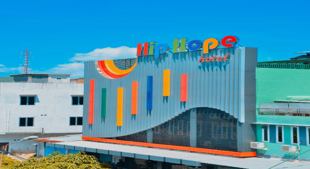 Hip Hope Hotel