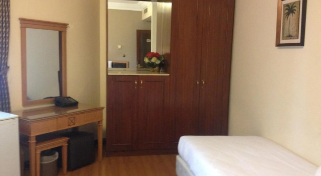 Люкс с 2 комнатами Al Ansar Golden Tulip