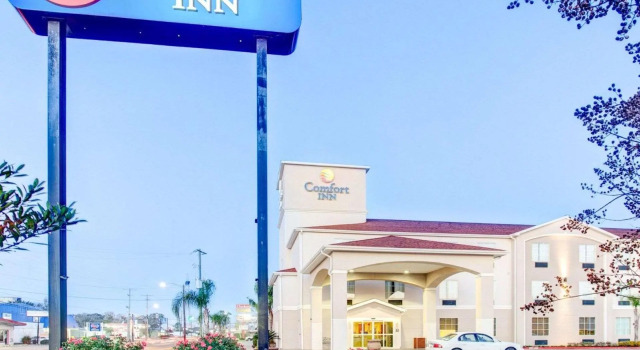 Comfort Inn Lake Charles, Забронировать Отель Лейк-Чарльз Луизиана, рядом с Magnolia Square Shopping Center