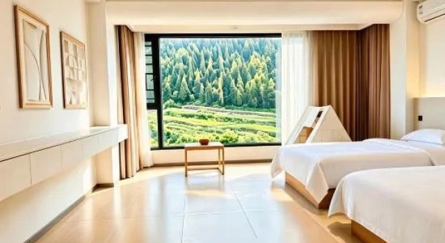 Семейный тент с 2 комнатами с видом на закат Huangguoshu Cuiwei Xianning Homestay